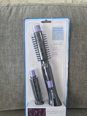 Conair Supreme Hot Air Styling Brushes in Black & Light Purple, .75 And 1 Inch.